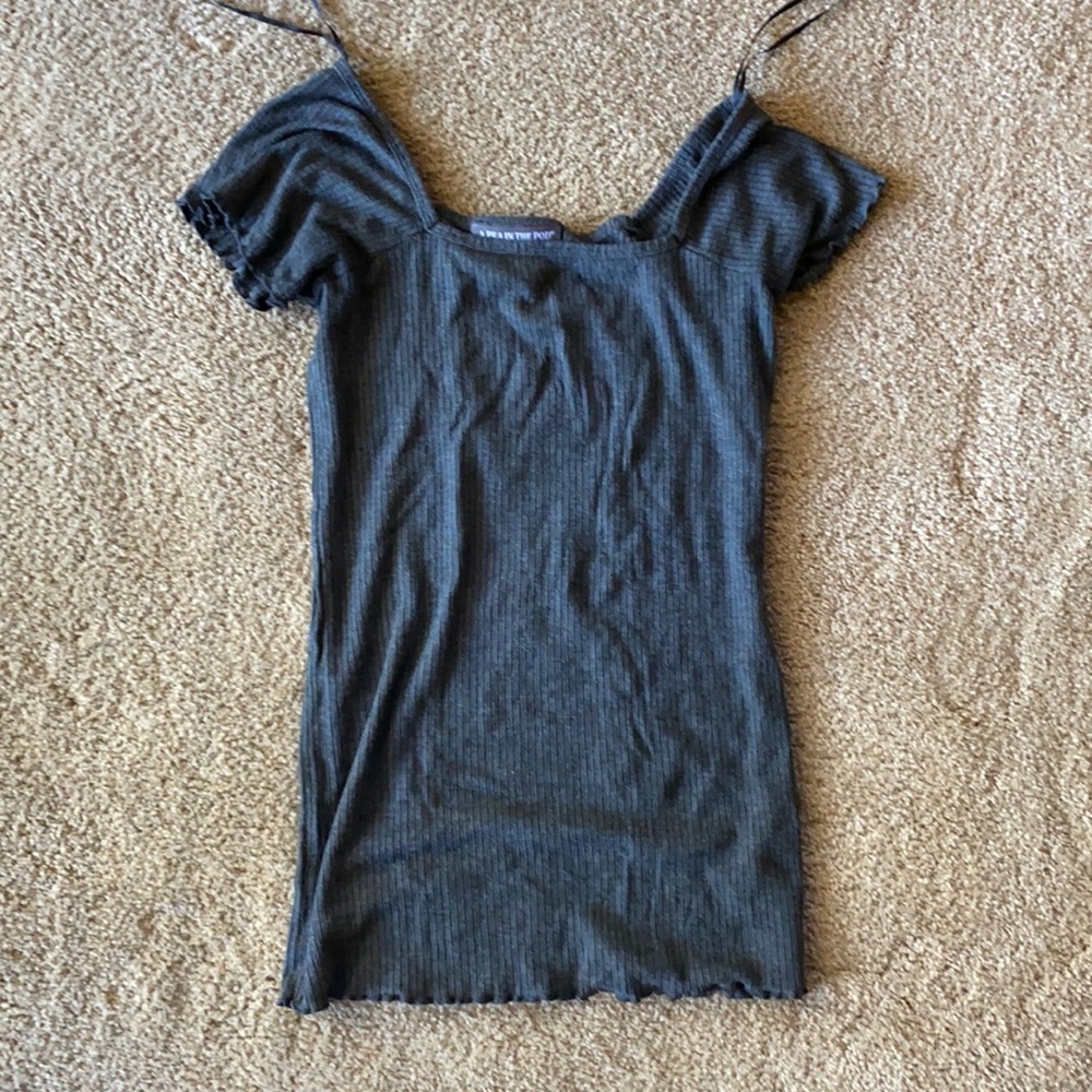 A pea in the pod maternity shirt